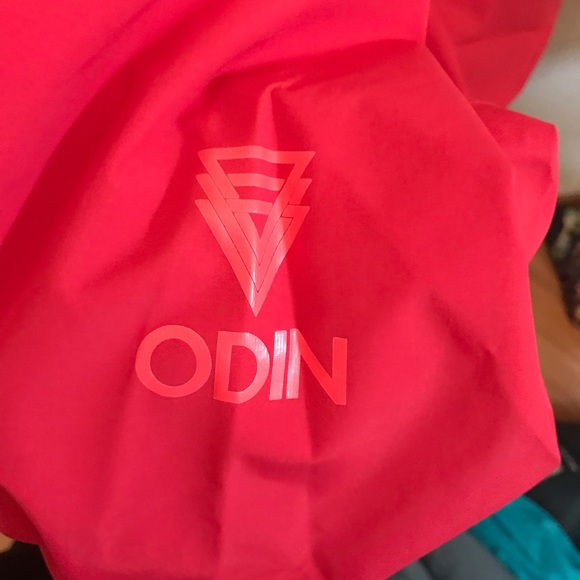 Helly Hansen Jacket - Picture 2 of 3